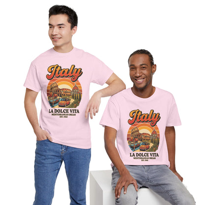 Light pink vintage “Italy La Dolce Vita” graphic tee with crew neck, short sleeves