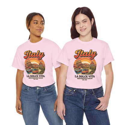 Light pink vintage graphic tee with “Italy La Dolce Vita” front print and crew neck